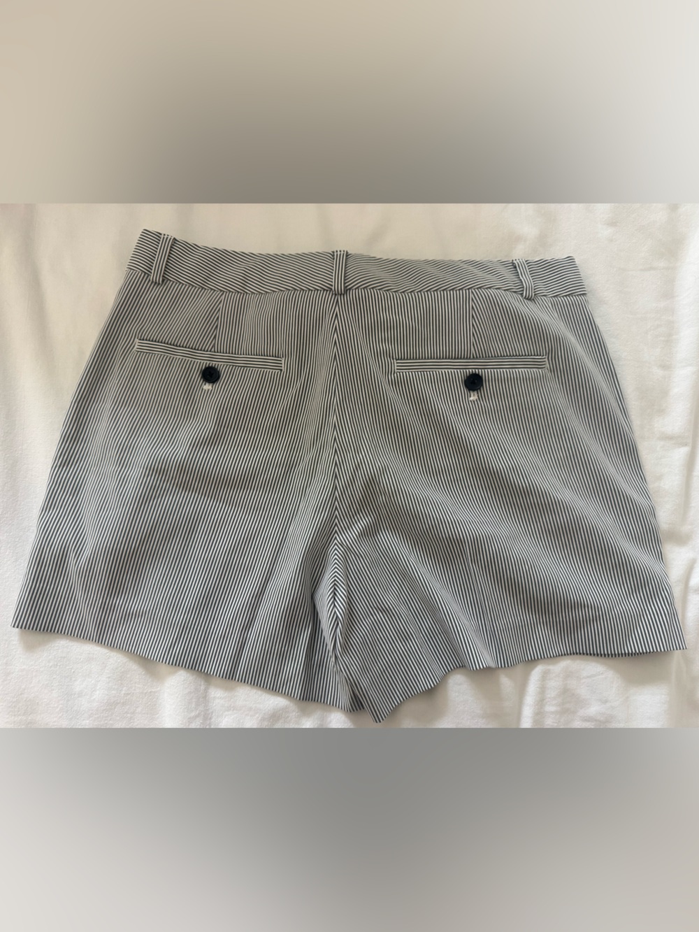 Banana Republic Women’s Black/Blue and White Pinstripe Flat-Front Shorts - Picture 4 of 4